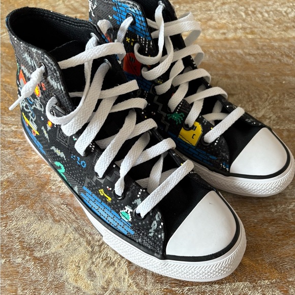 Gamer Chuck Taylor All Star High Top shoes size 2 kids - Picture 3 of 6